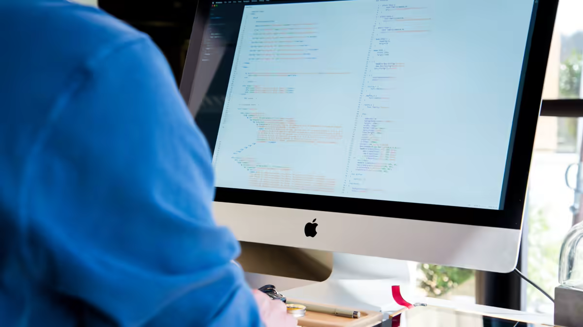 Qué es una API y por qué decide si puedes automatizar tu empresa